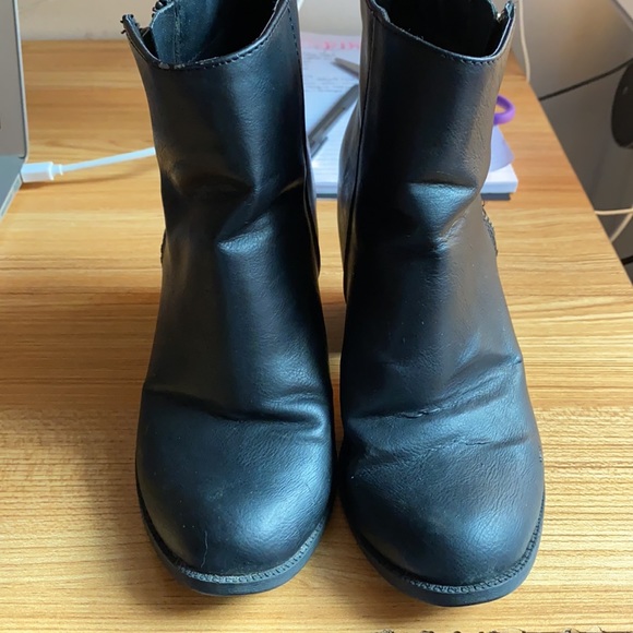 Black ankle booties | women’s size 7 - Picture 10 of 12